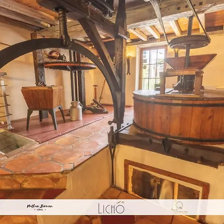 Le Moulin De Flaujague Holiday home Bassanne